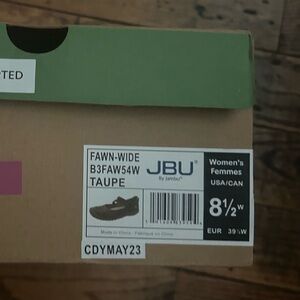 JBU Women's Taupe Flats